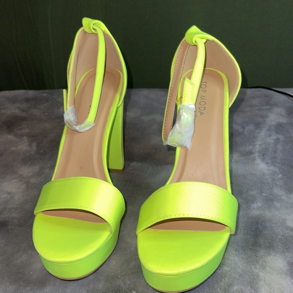 Neon Yellow Heels - Picture 3 of 7